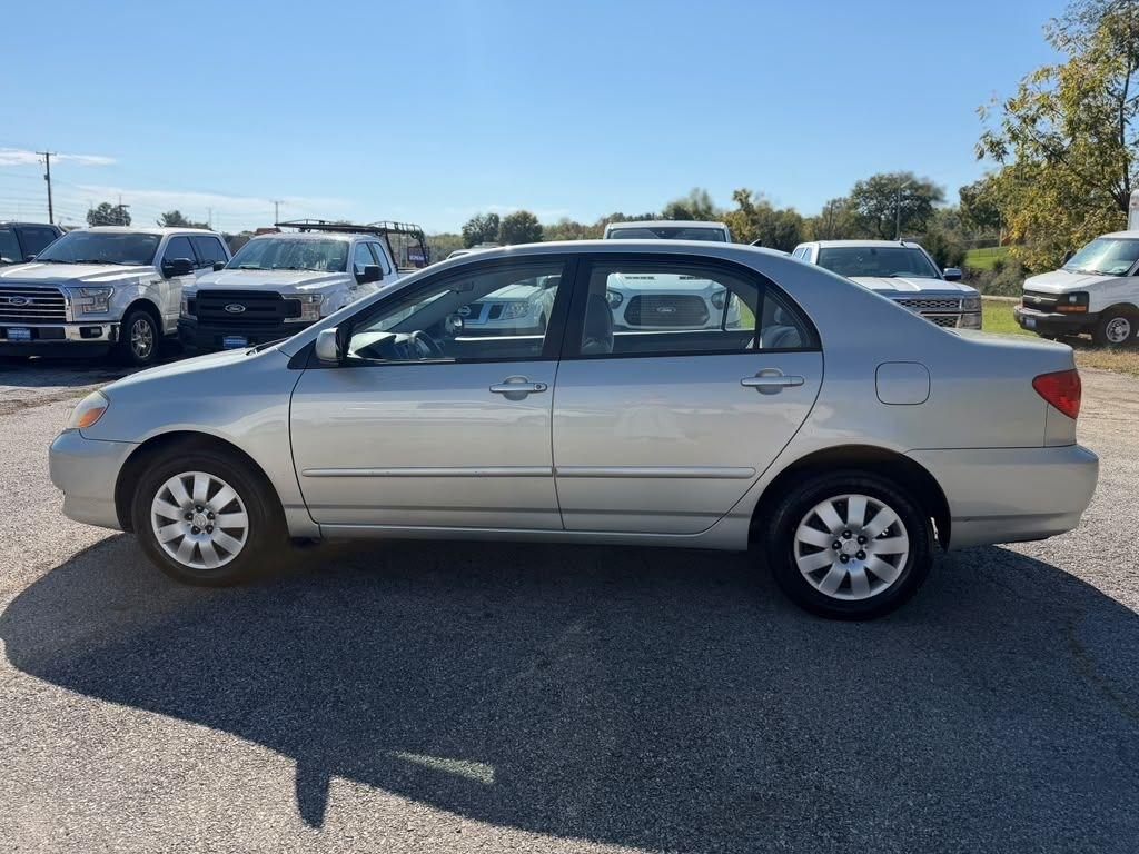 Toyota Corolla CE 2004