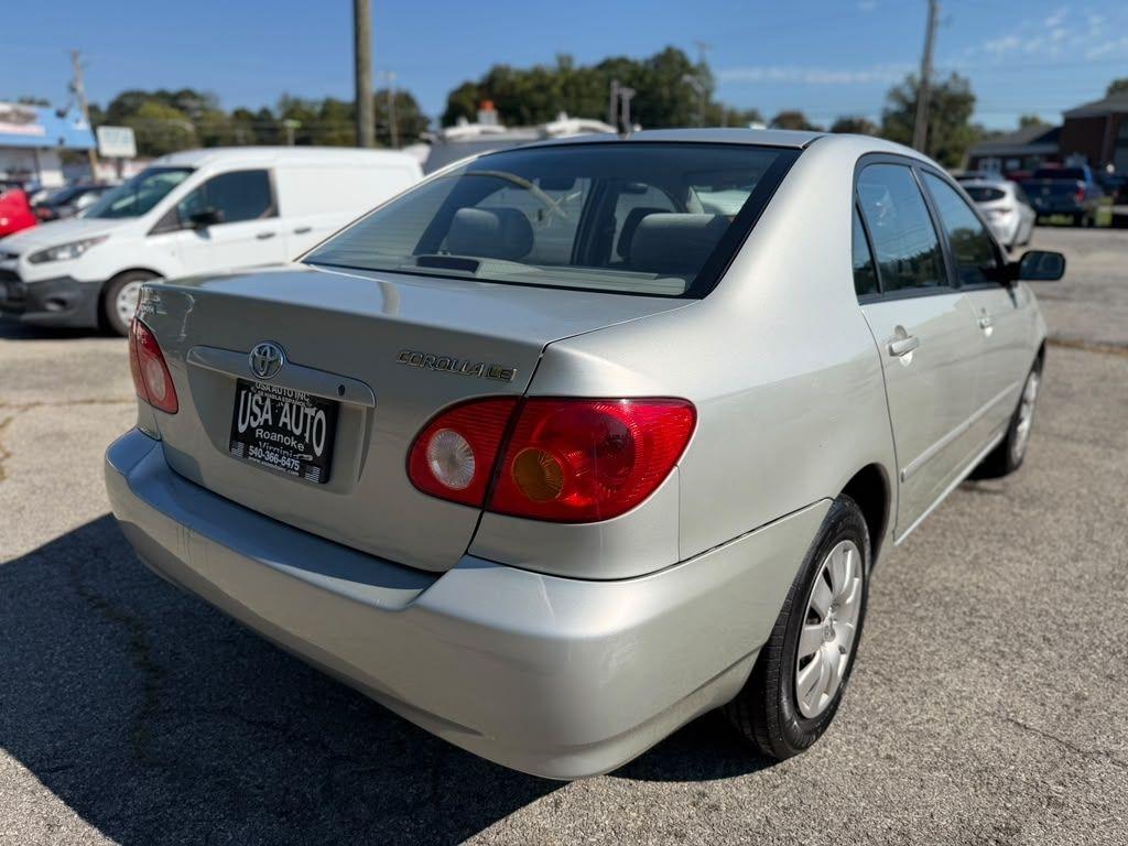 Toyota Corolla CE 2004