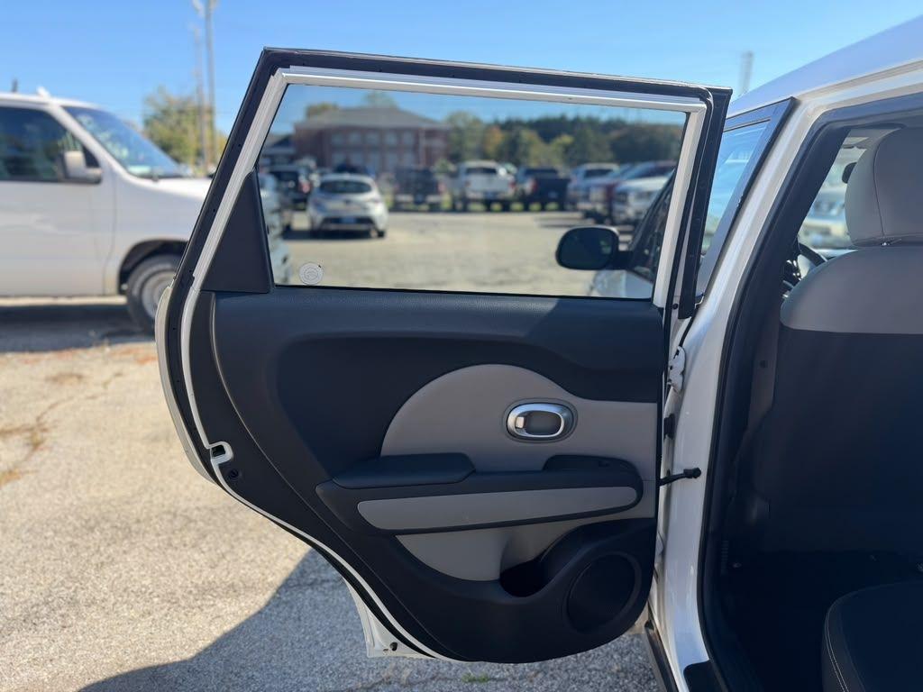 Kia Soul + 2015