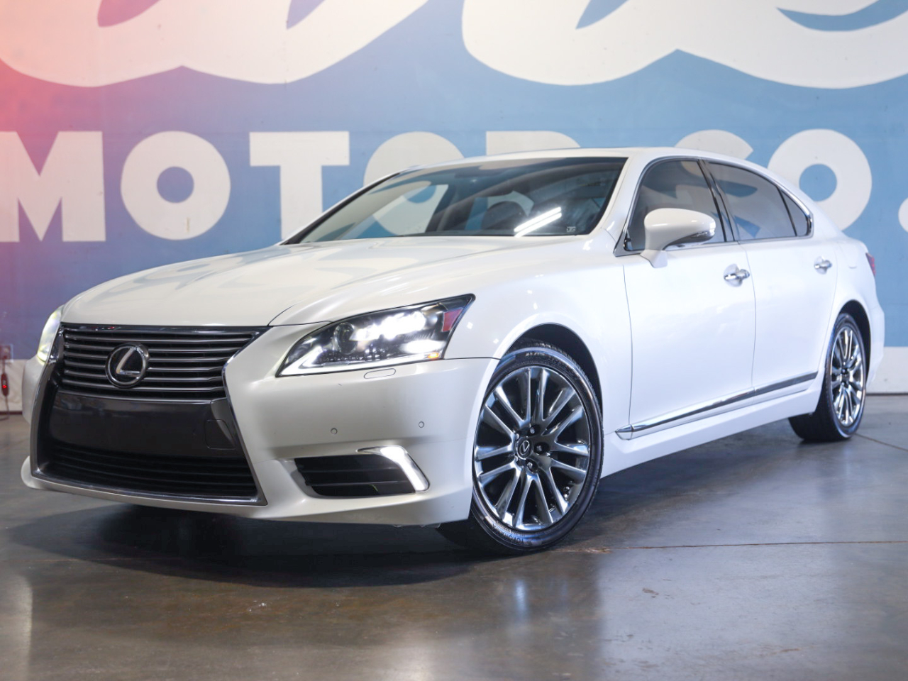 Lexus LS 460 L Luxury Sedan 2013