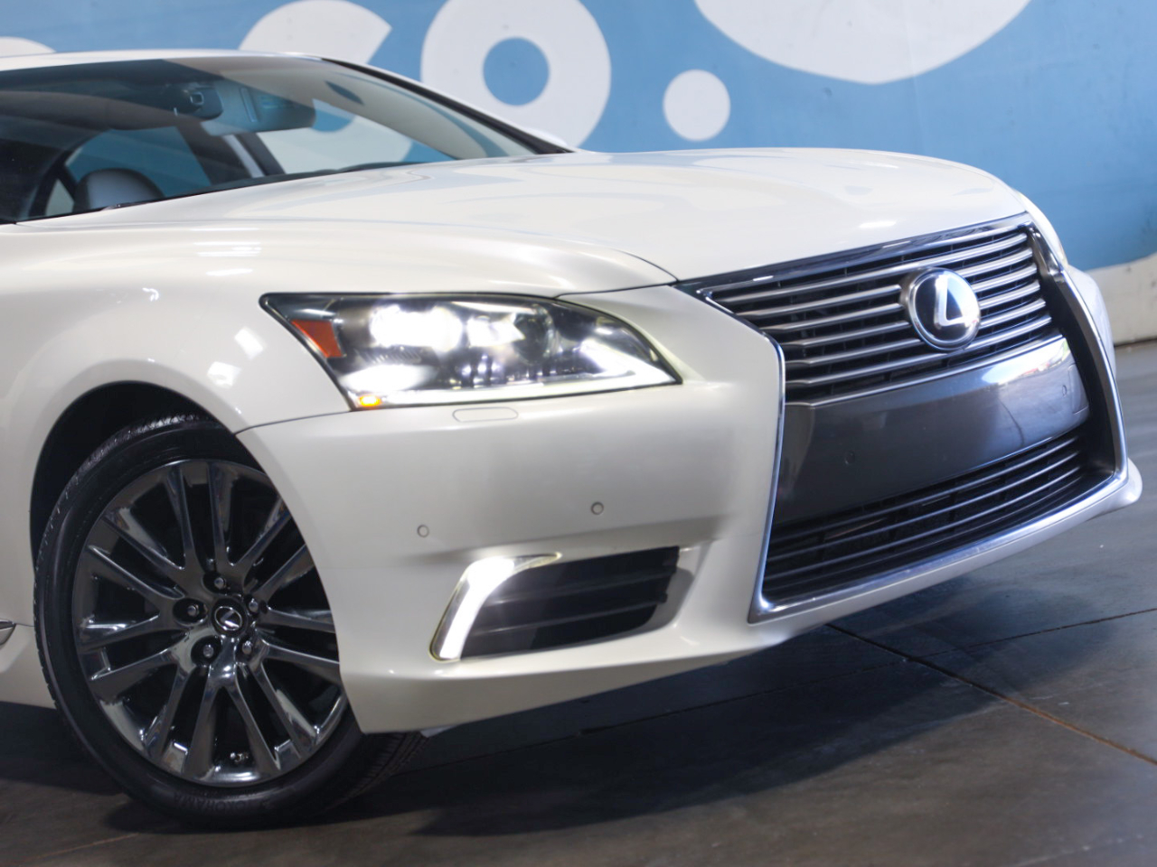 Lexus LS 460 L Luxury Sedan 2013