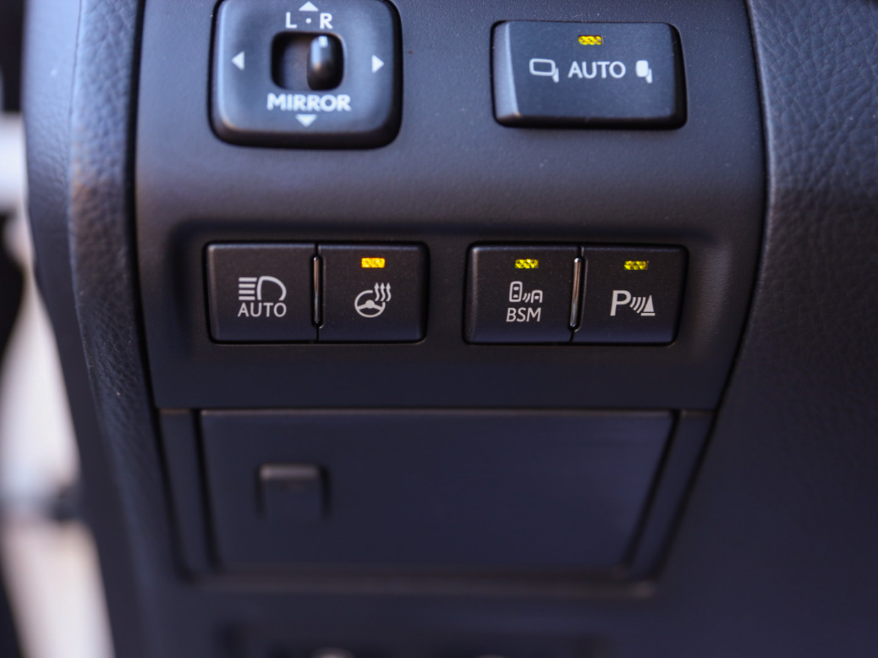 Lexus LS 460 L Luxury Sedan 2013