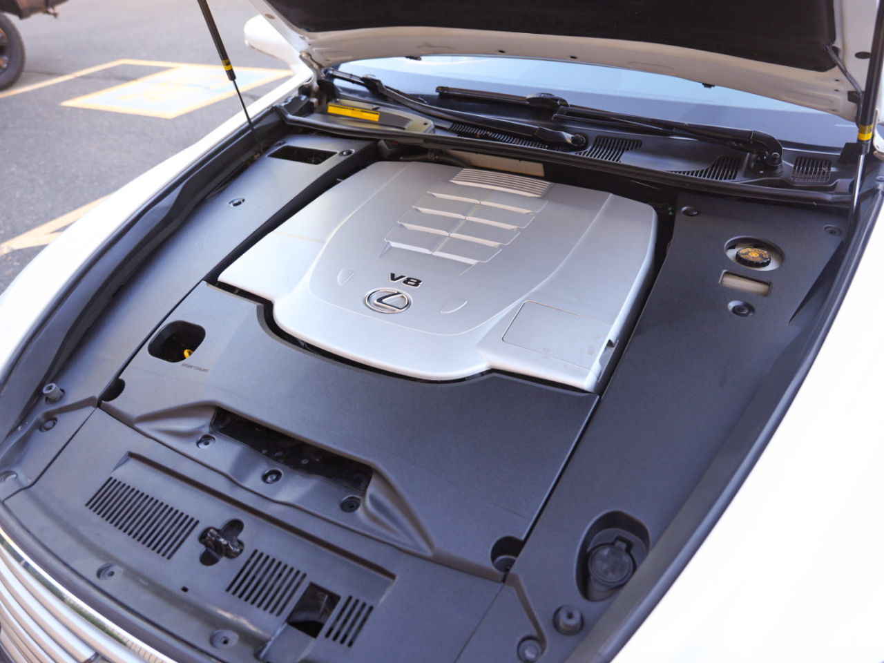 Lexus LS 460 L Luxury Sedan 2013