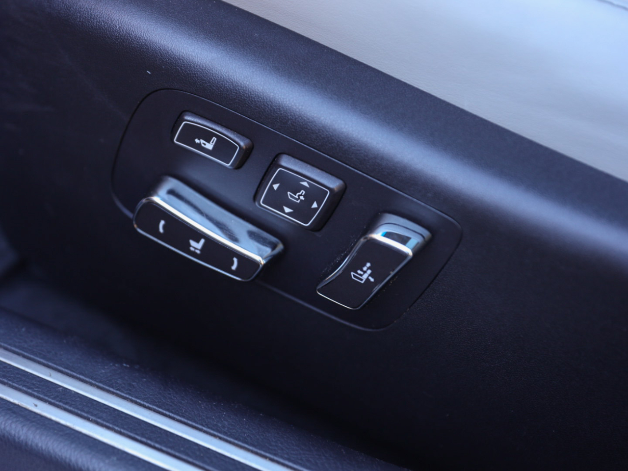 Lexus LS 460 L Luxury Sedan 2013