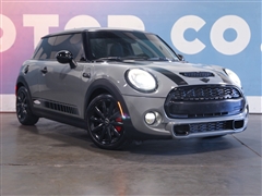 2017 MINI Cooper 