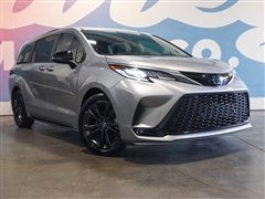 2023 Toyota Sienna 