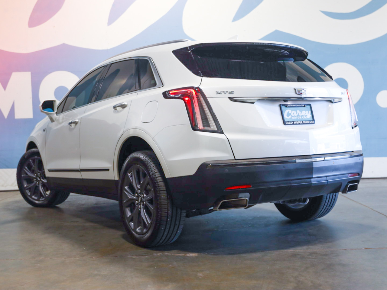 2018 Cadillac XT5 Luxury photo 2
