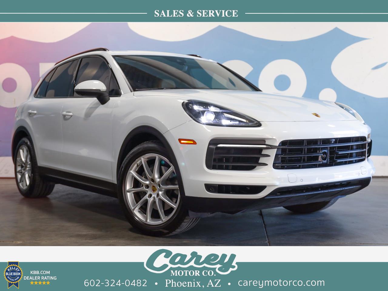 2019 Porsche Cayenne Base's photo