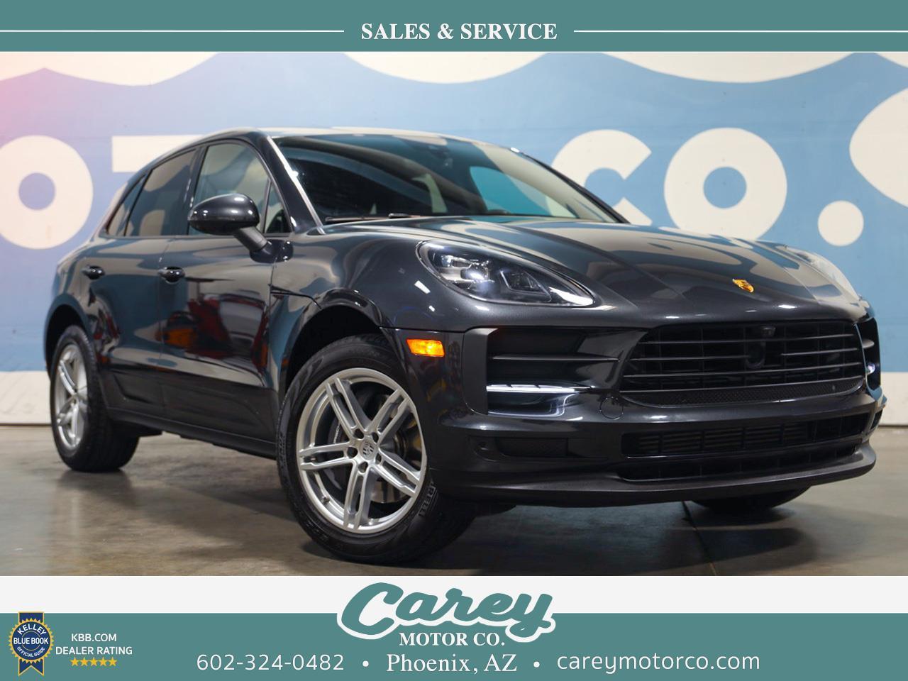 2021 Porsche Macan -'s photo