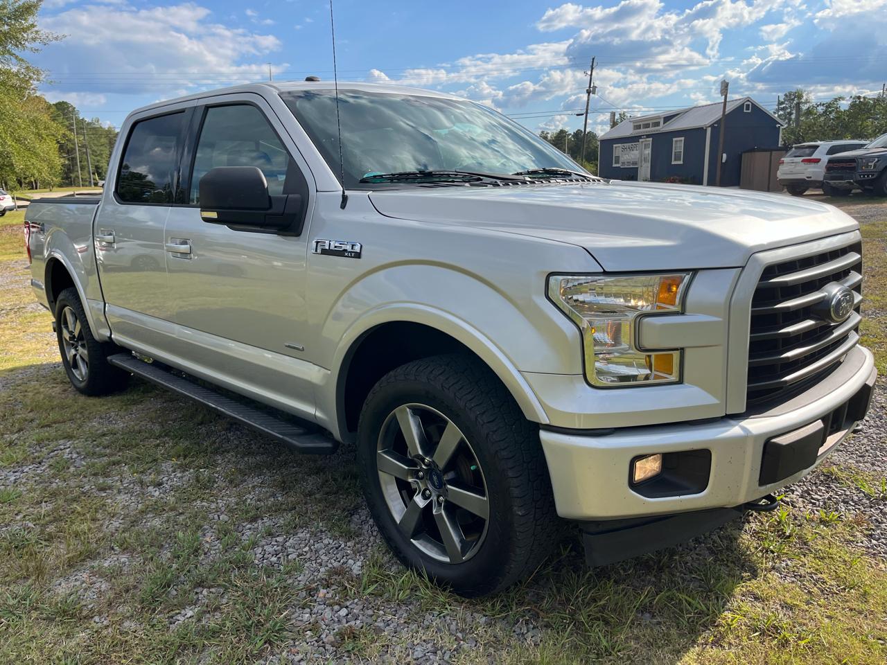 Ford F-150 FX4 SuperCrew 4WD 2017