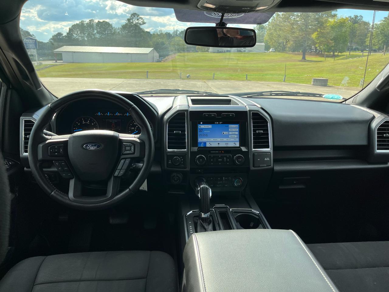 Ford F-150 FX4 SuperCrew 4WD 2017