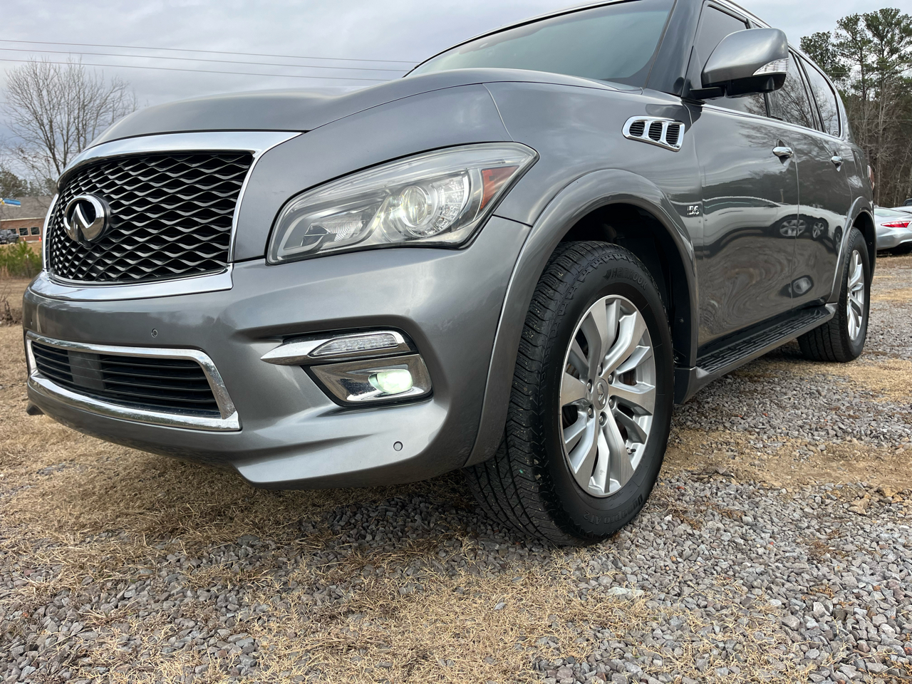 2016 INFINITI QX80 Base's photo