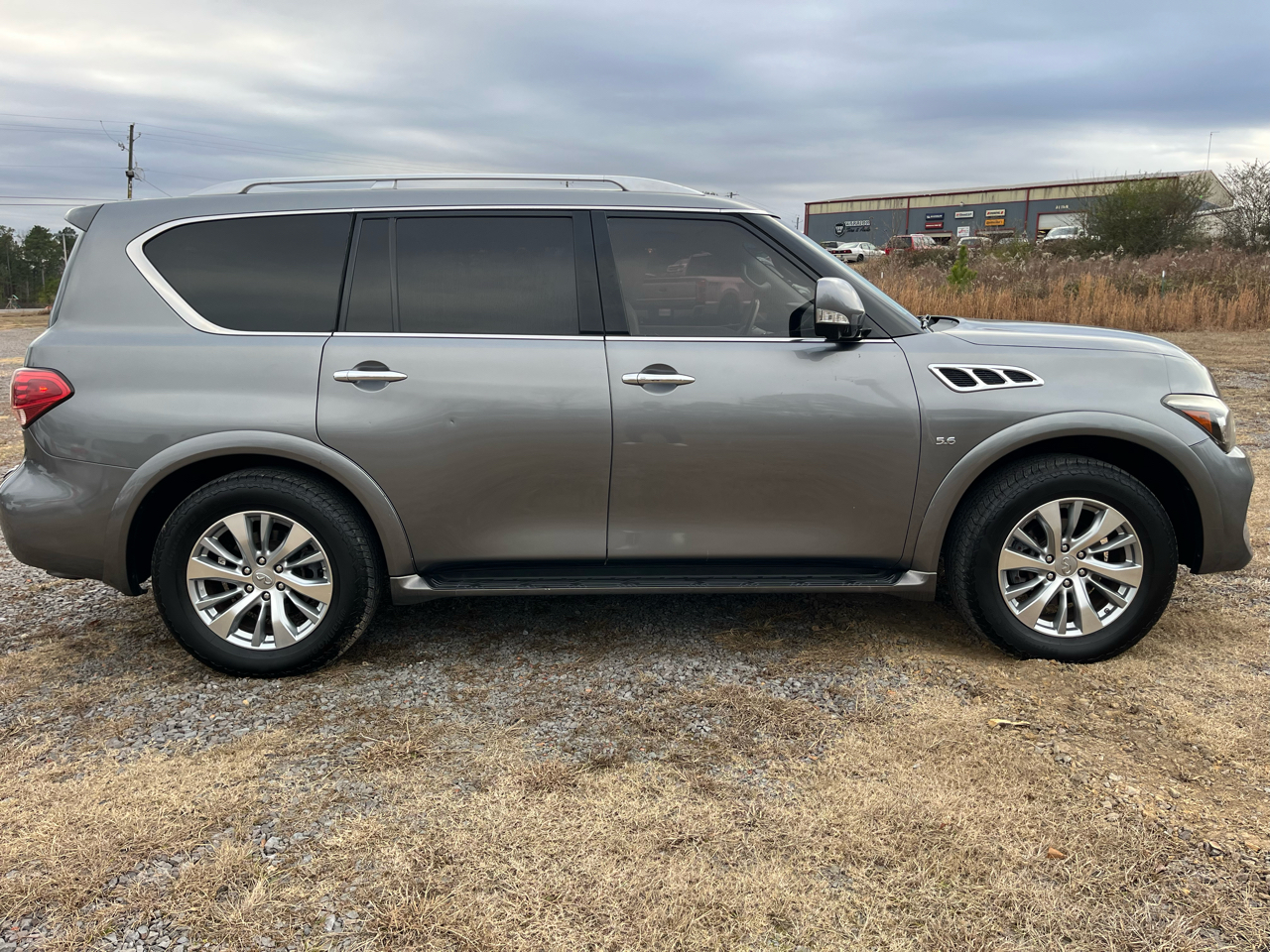 Infiniti QX80 AWD 2016