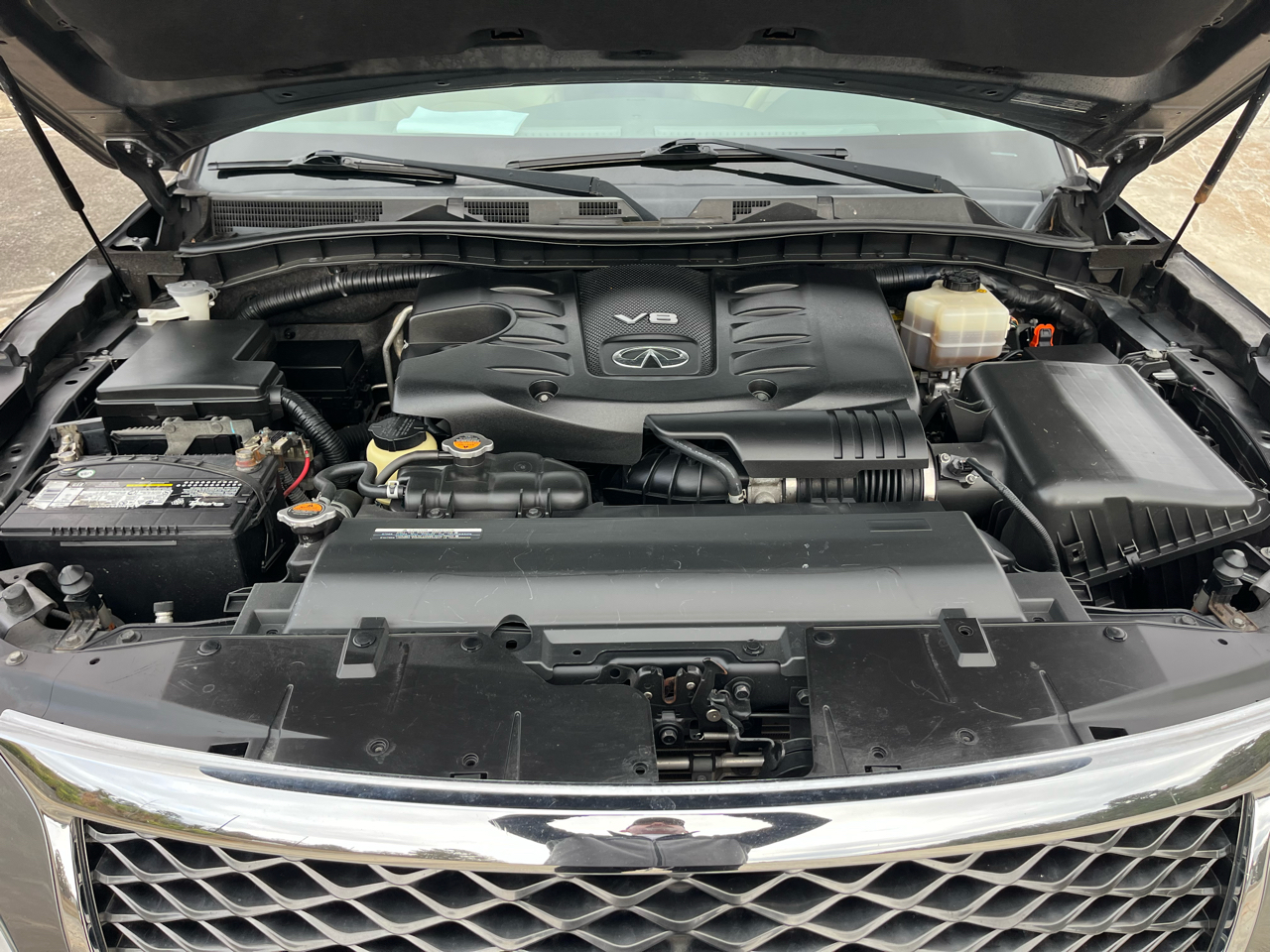 Infiniti QX80 AWD 2016