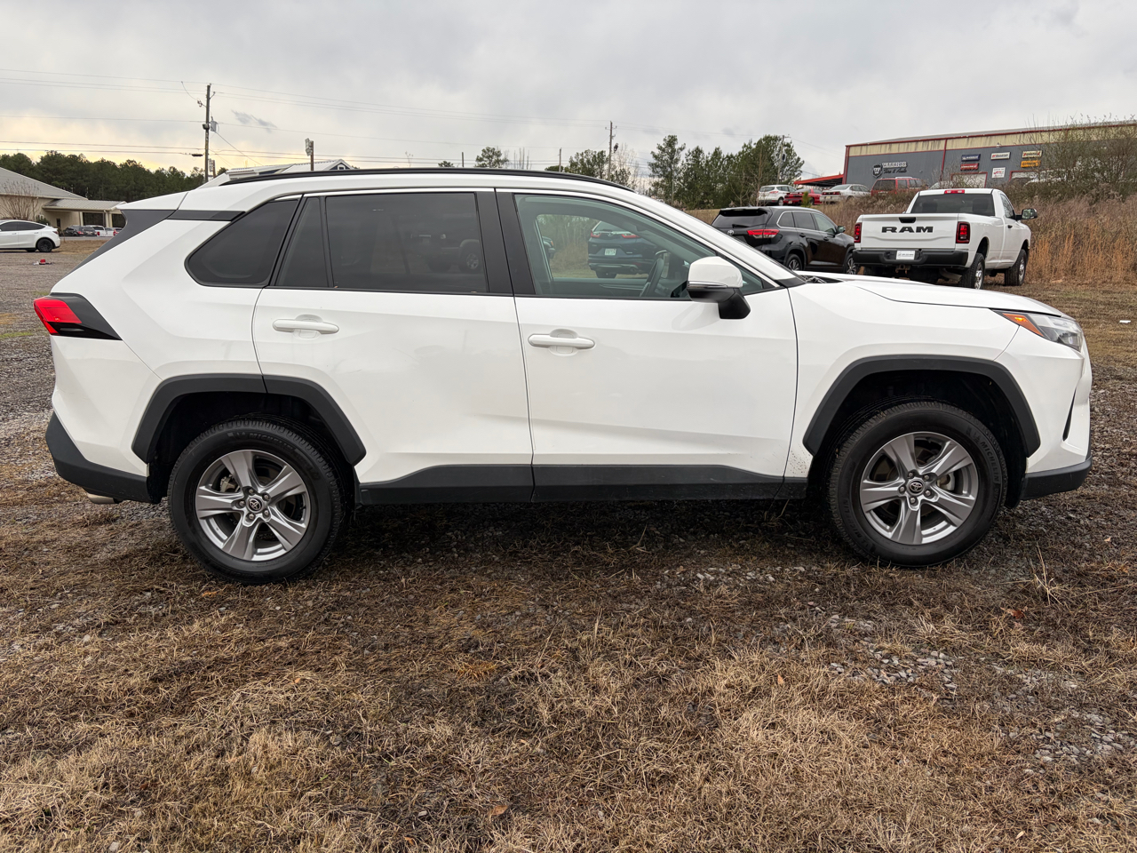 Toyota RAV4 XLE 2022