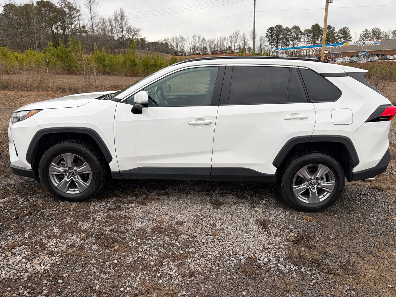 Toyota RAV4 XLE 2022