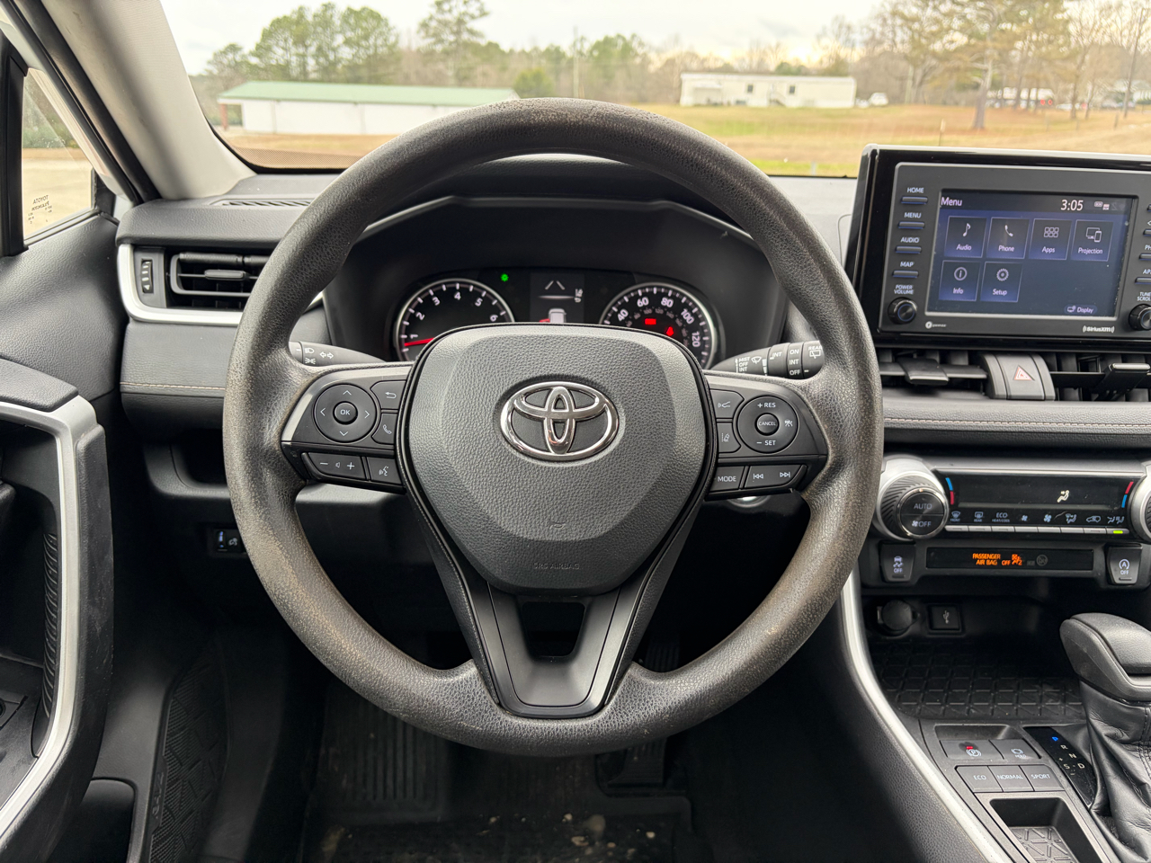 Toyota RAV4 XLE 2022