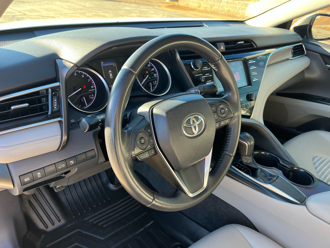 Toyota Camry SE 2018
