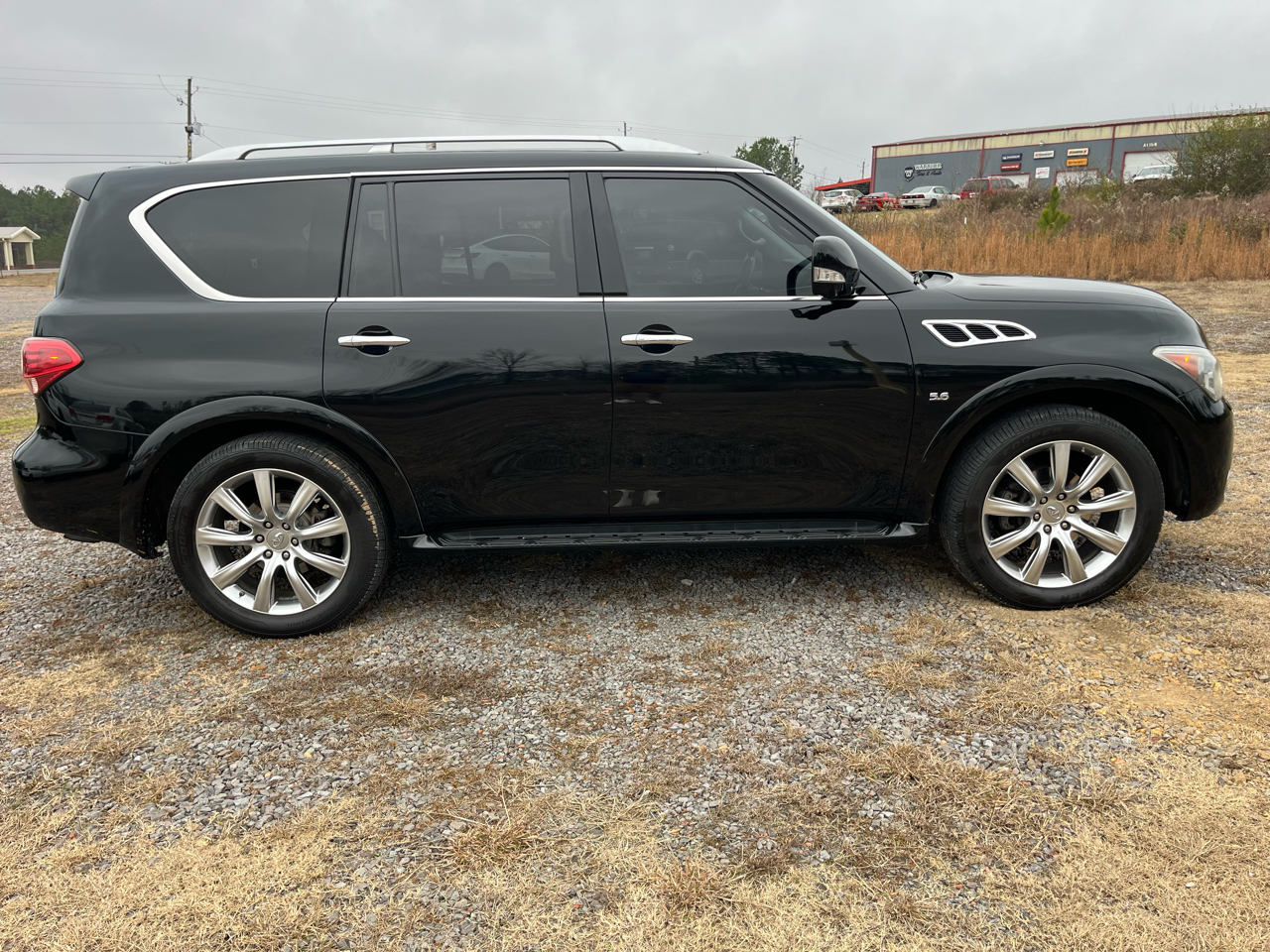 Infiniti QX80  2014