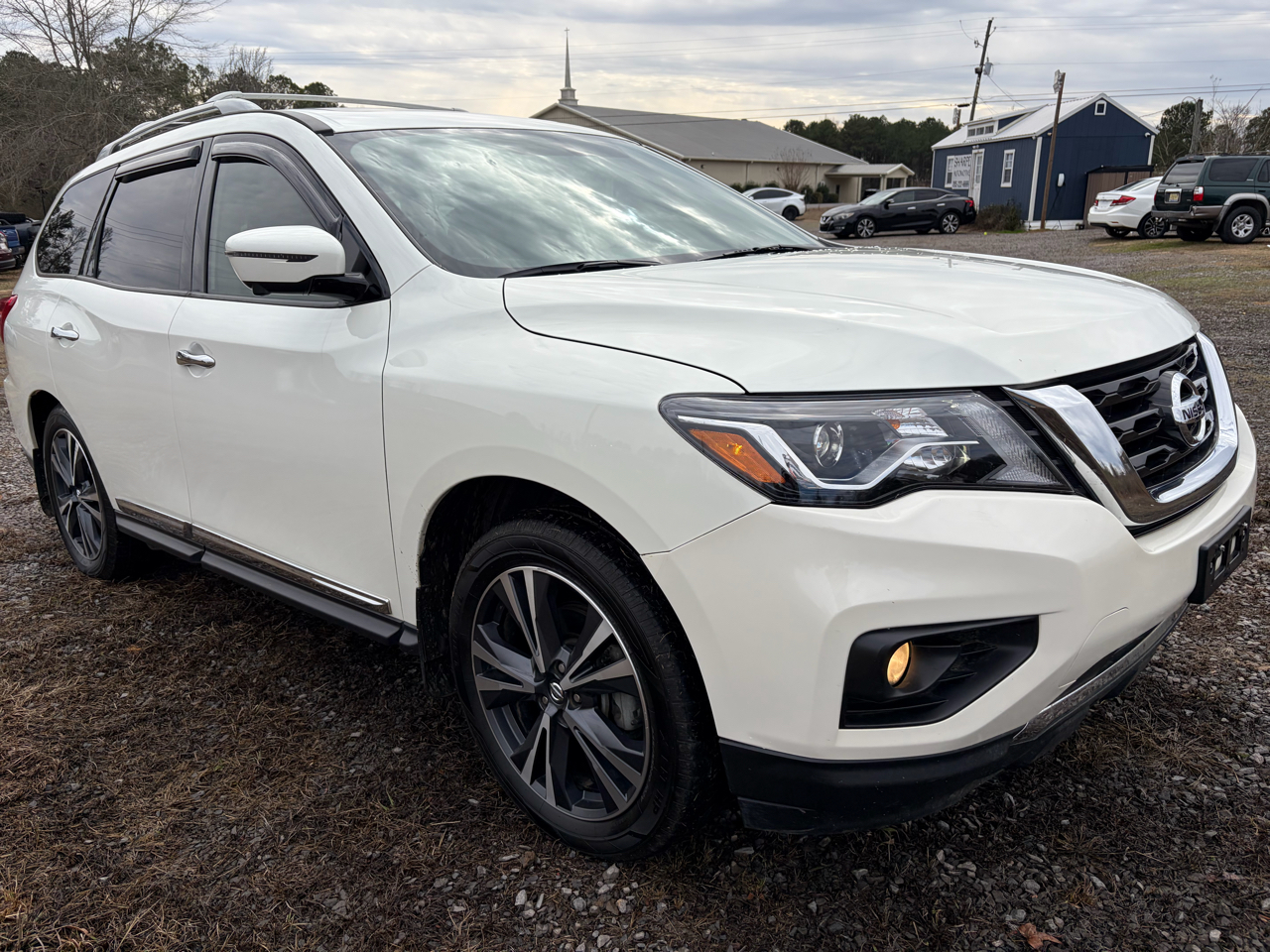 Nissan Pathfinder Platinum 2020