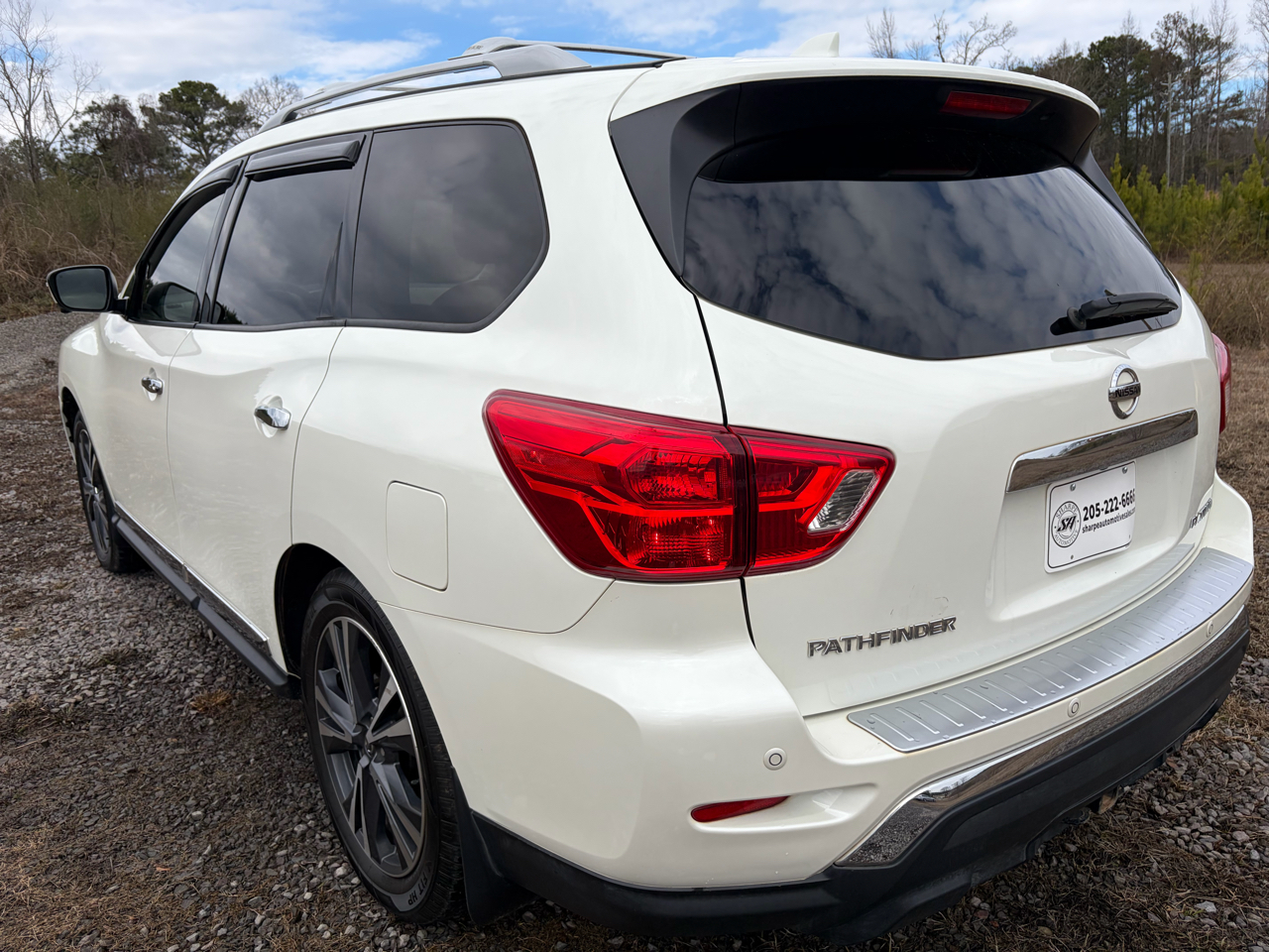 Nissan Pathfinder Platinum 2020