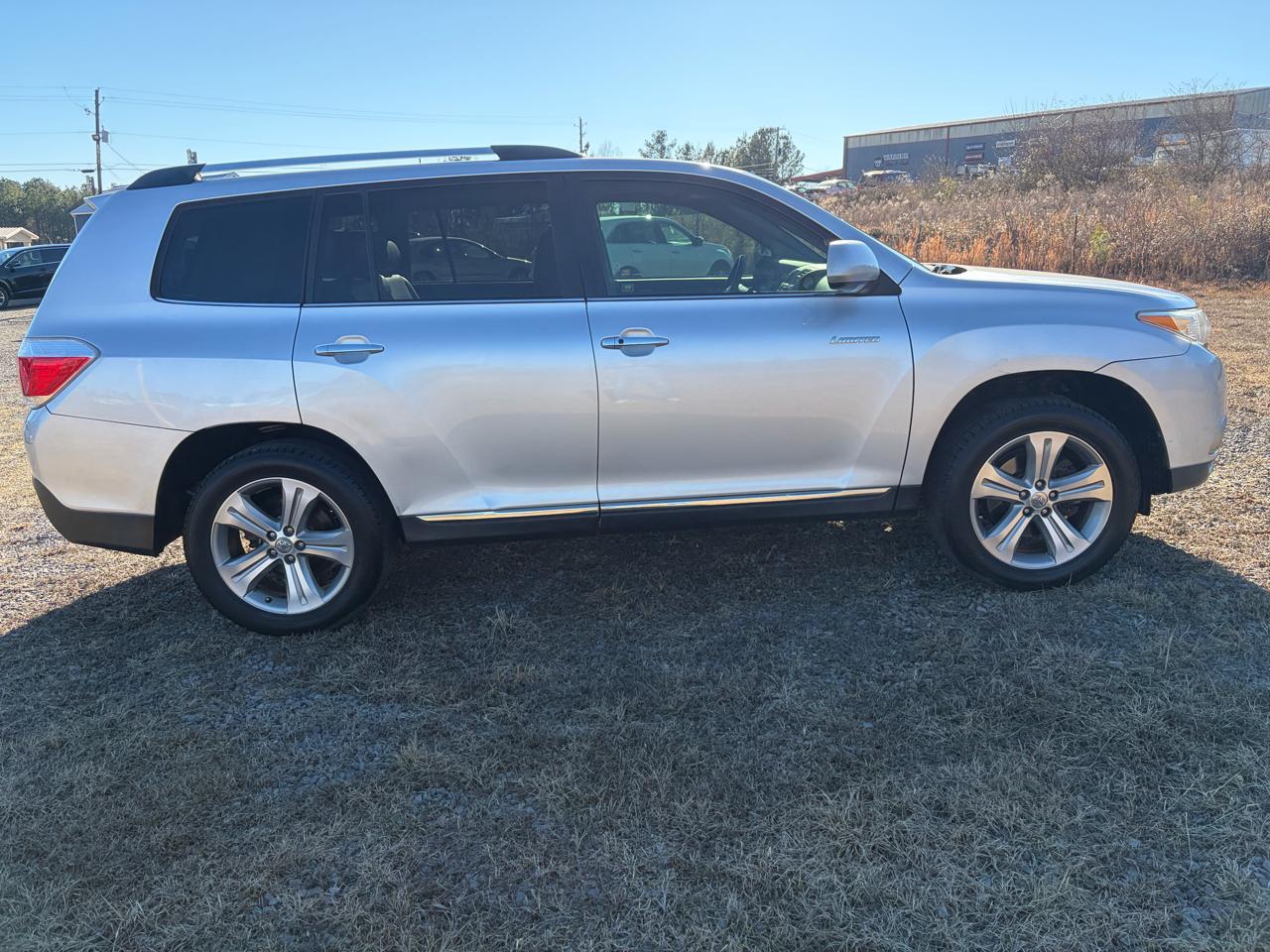 Toyota Highlander Limited 2WD 2013
