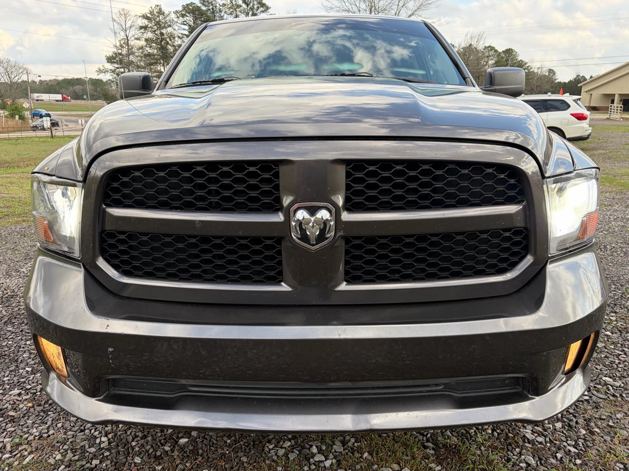 RAM 1500 Tradesman Crew Cab SWB 4WD 2018
