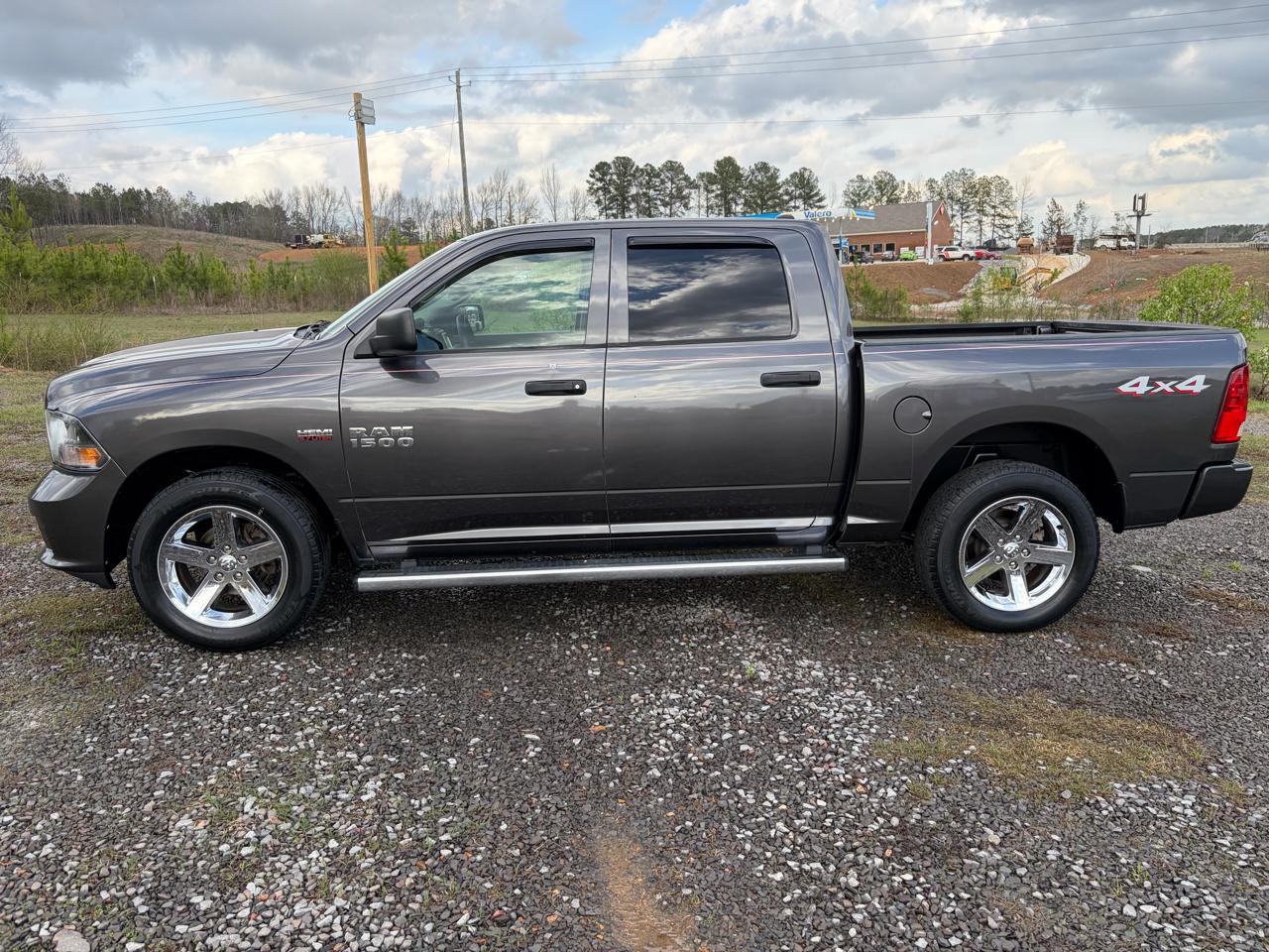RAM 1500 Tradesman Crew Cab SWB 4WD 2018