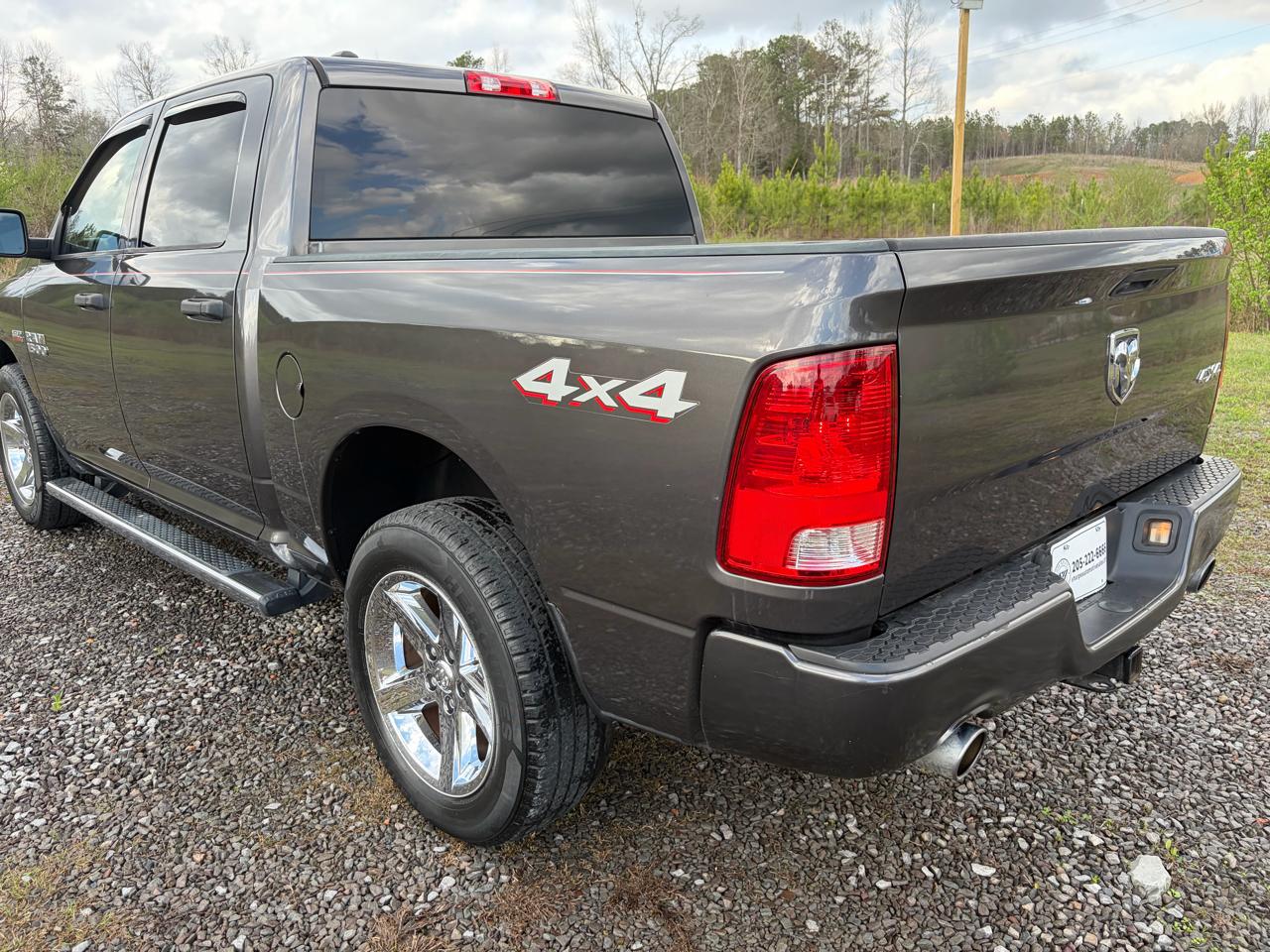 RAM 1500 Tradesman Crew Cab SWB 4WD 2018