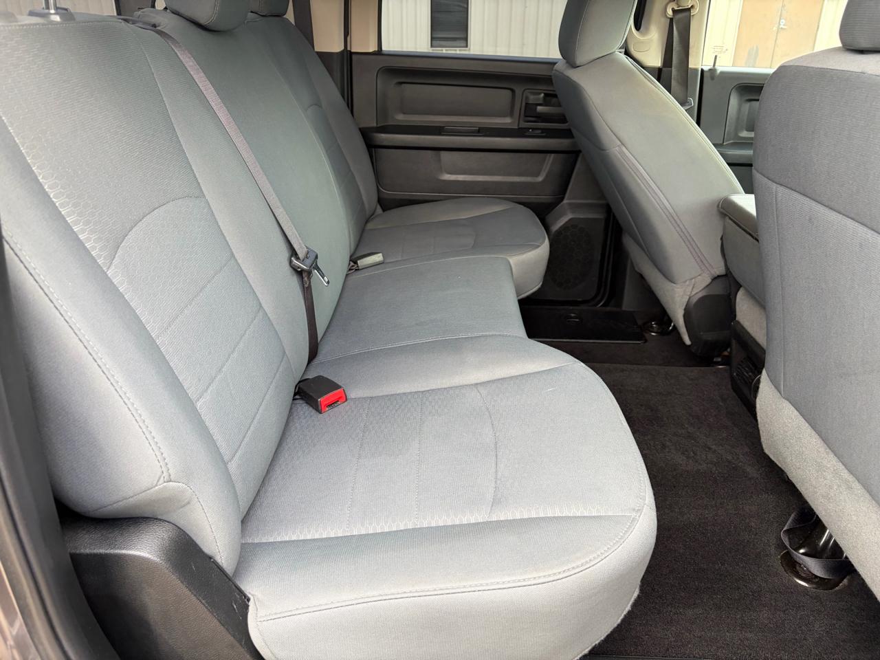 RAM 1500 Tradesman Crew Cab SWB 4WD 2018