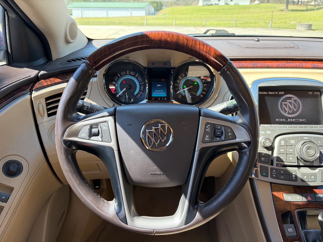 Buick LaCrosse CXS 2011