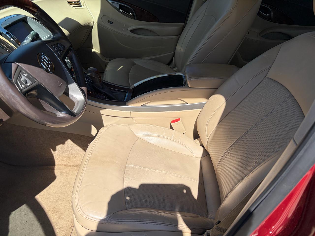 Buick LaCrosse CXS 2011