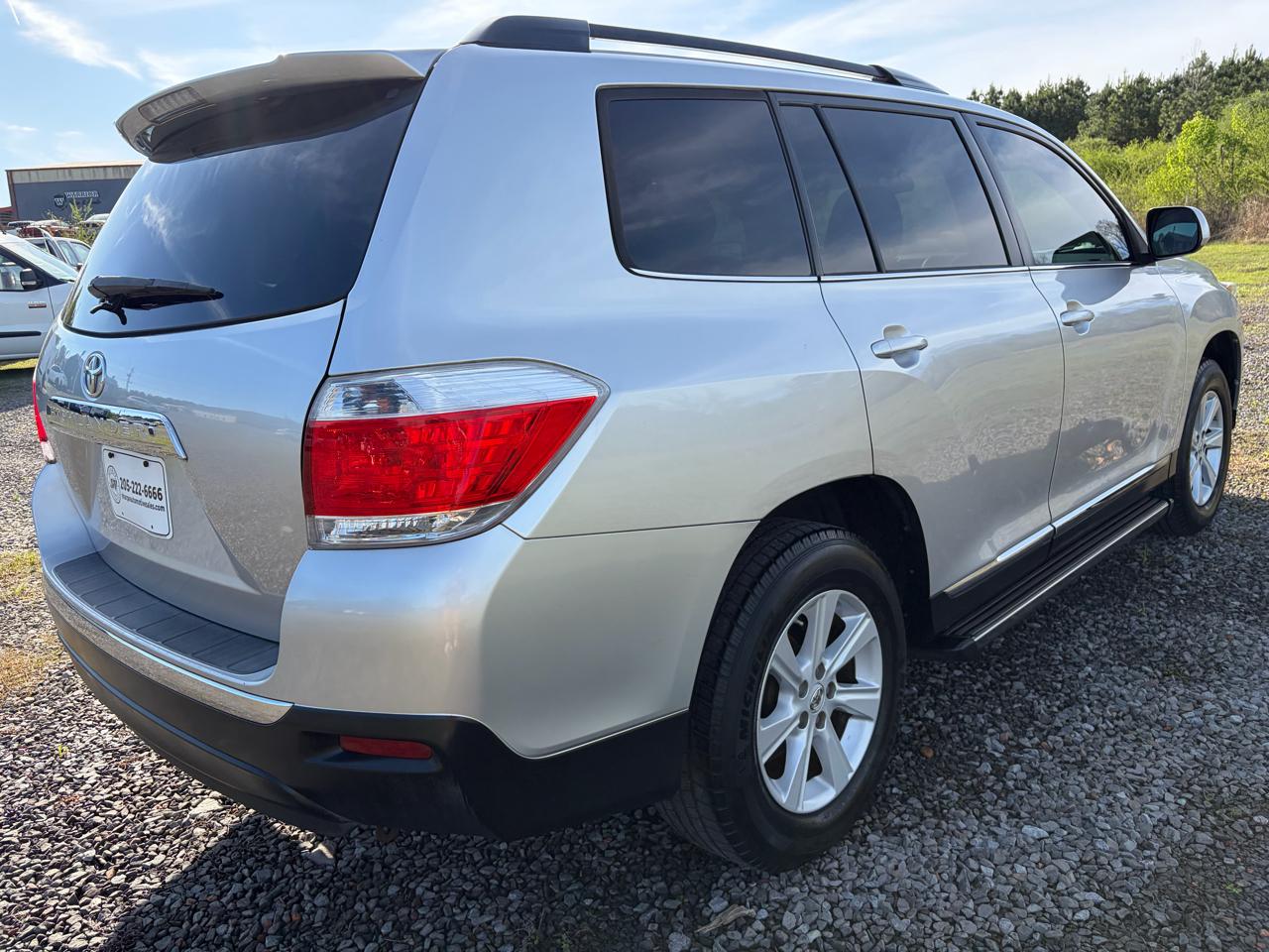 Toyota Highlander  2012