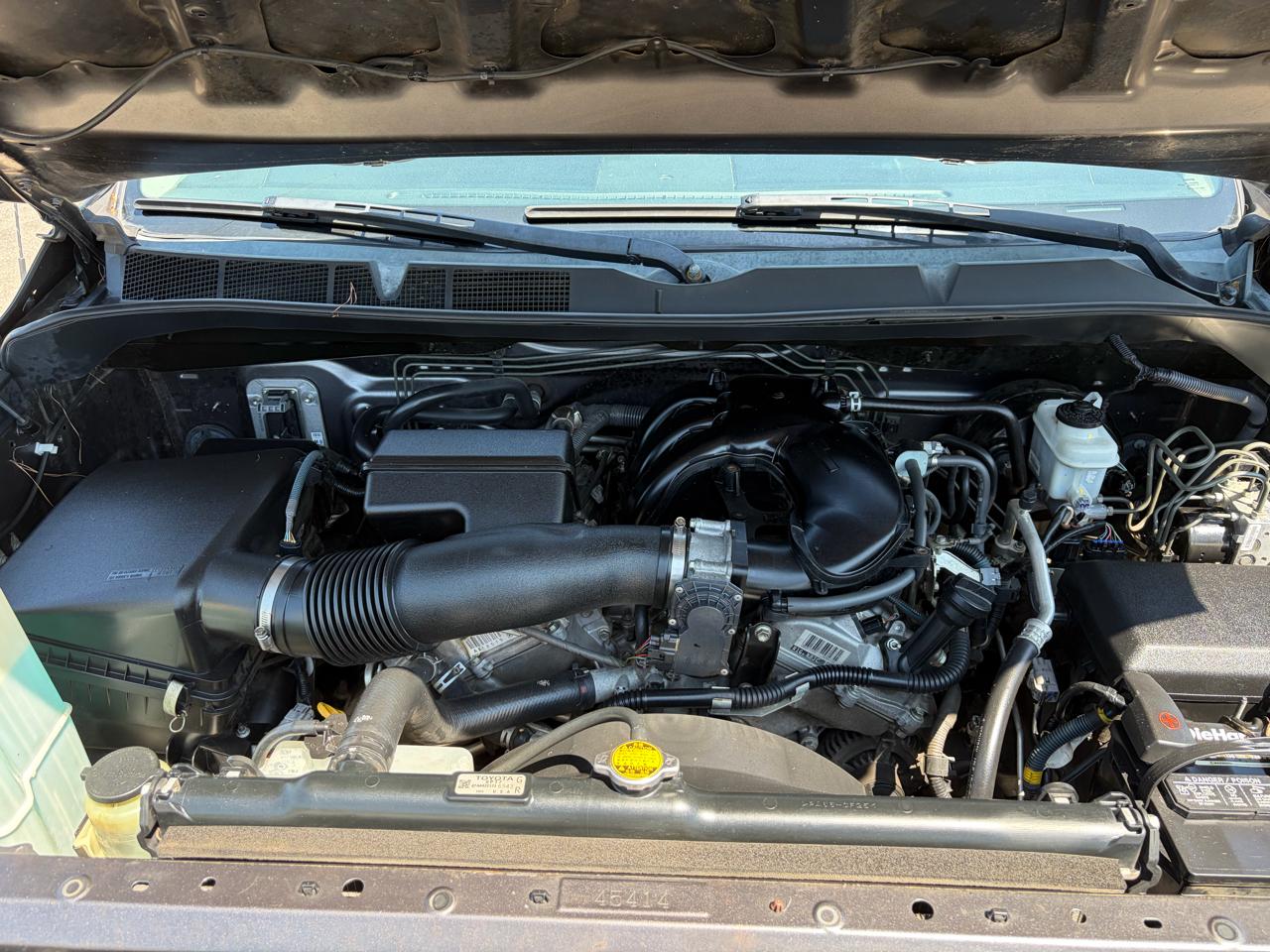 Toyota Tundra SR 4.0L V6 Double Cab 2WD 2014