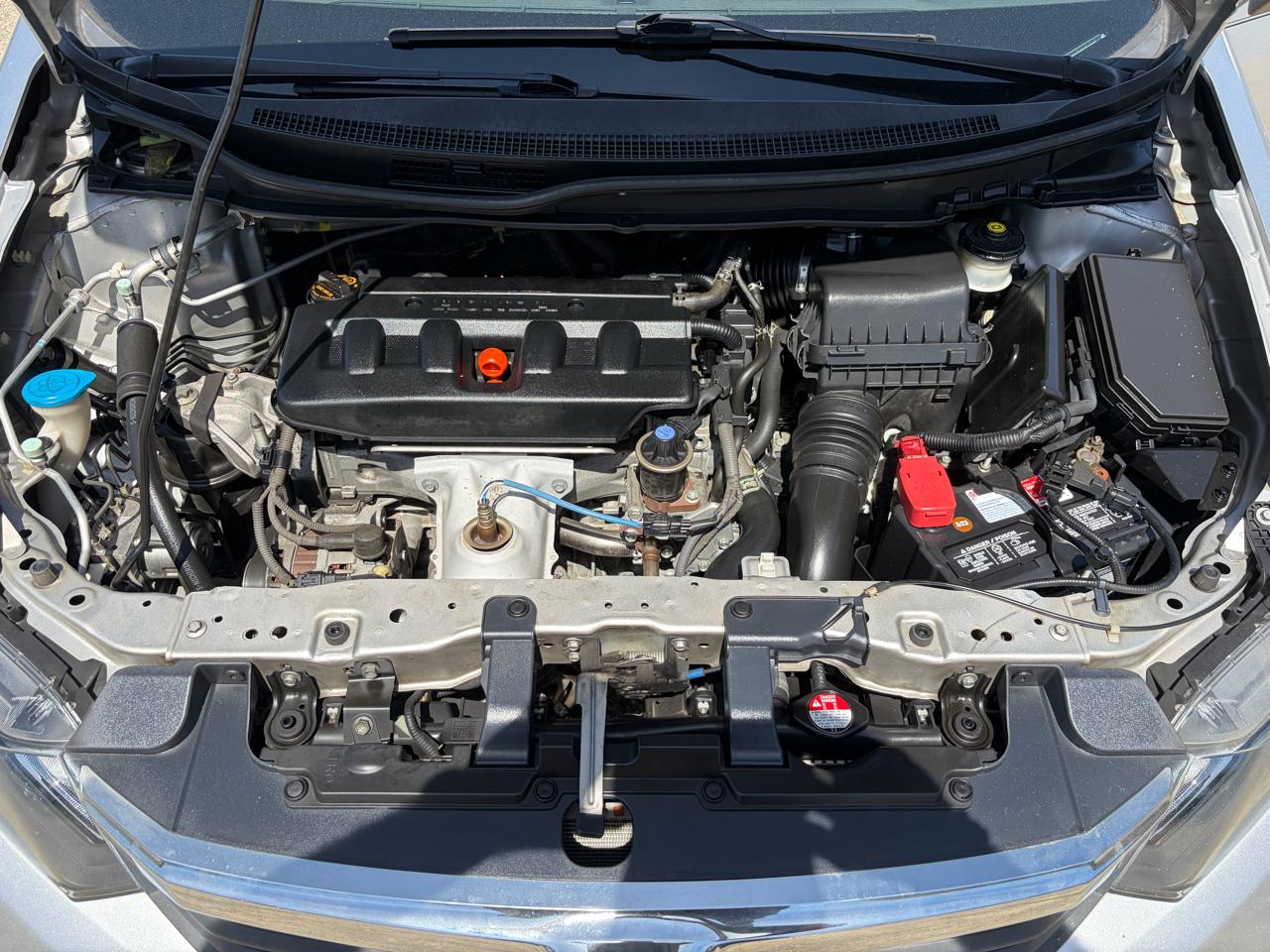 Honda Civic LX Sedan 5-Speed AT 2012