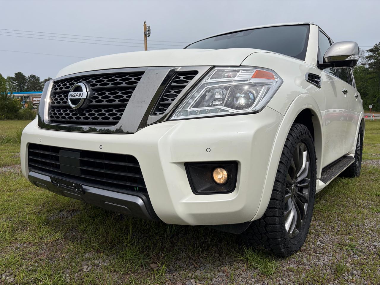 Nissan Armada  2020