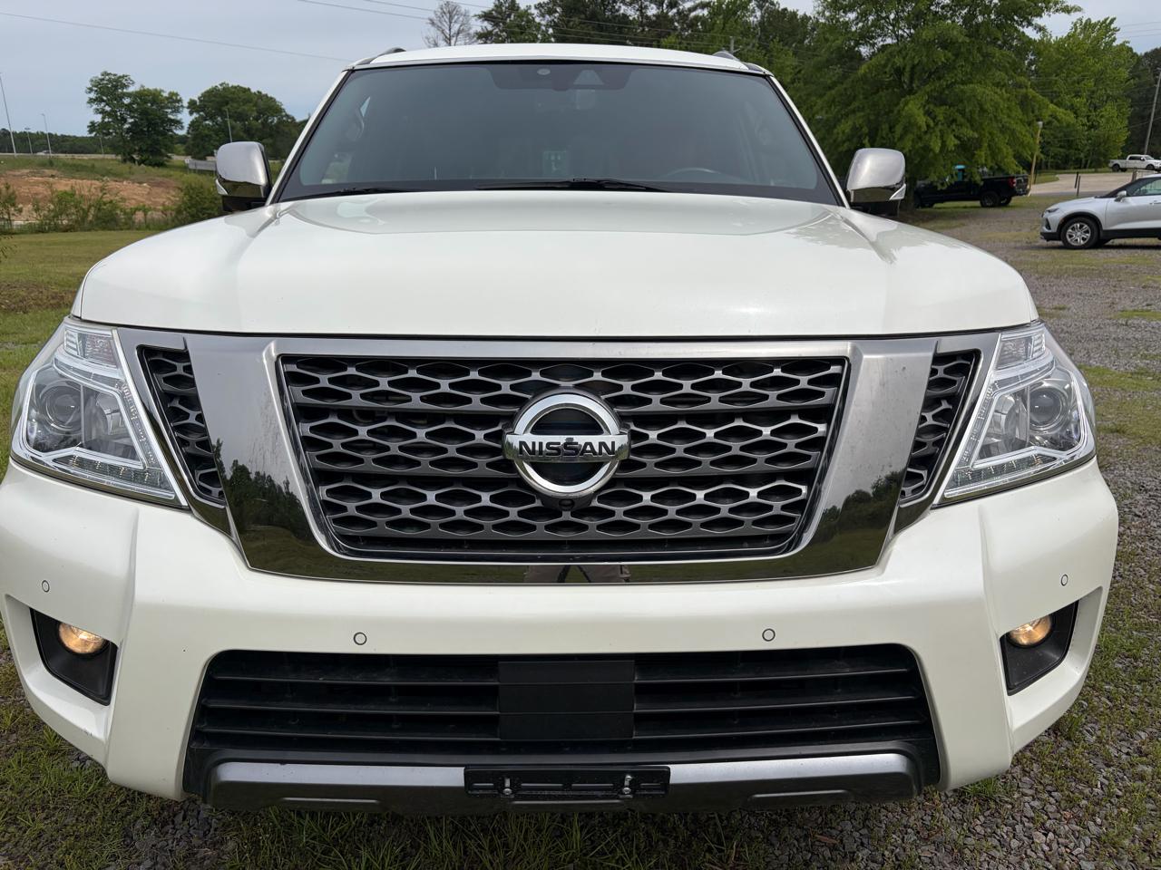 Nissan Armada  2020