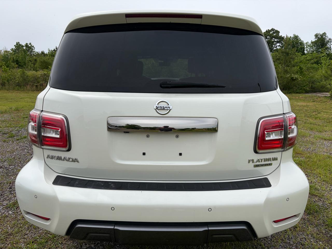 Nissan Armada  2020