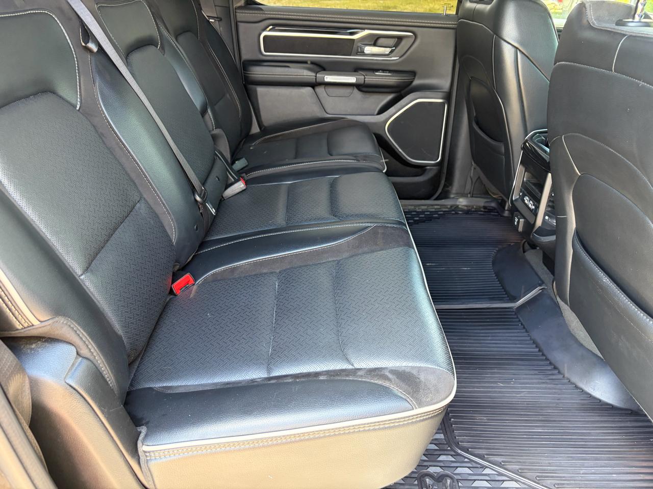 RAM 1500 Laramie Crew Cab SWB 4WD 2020