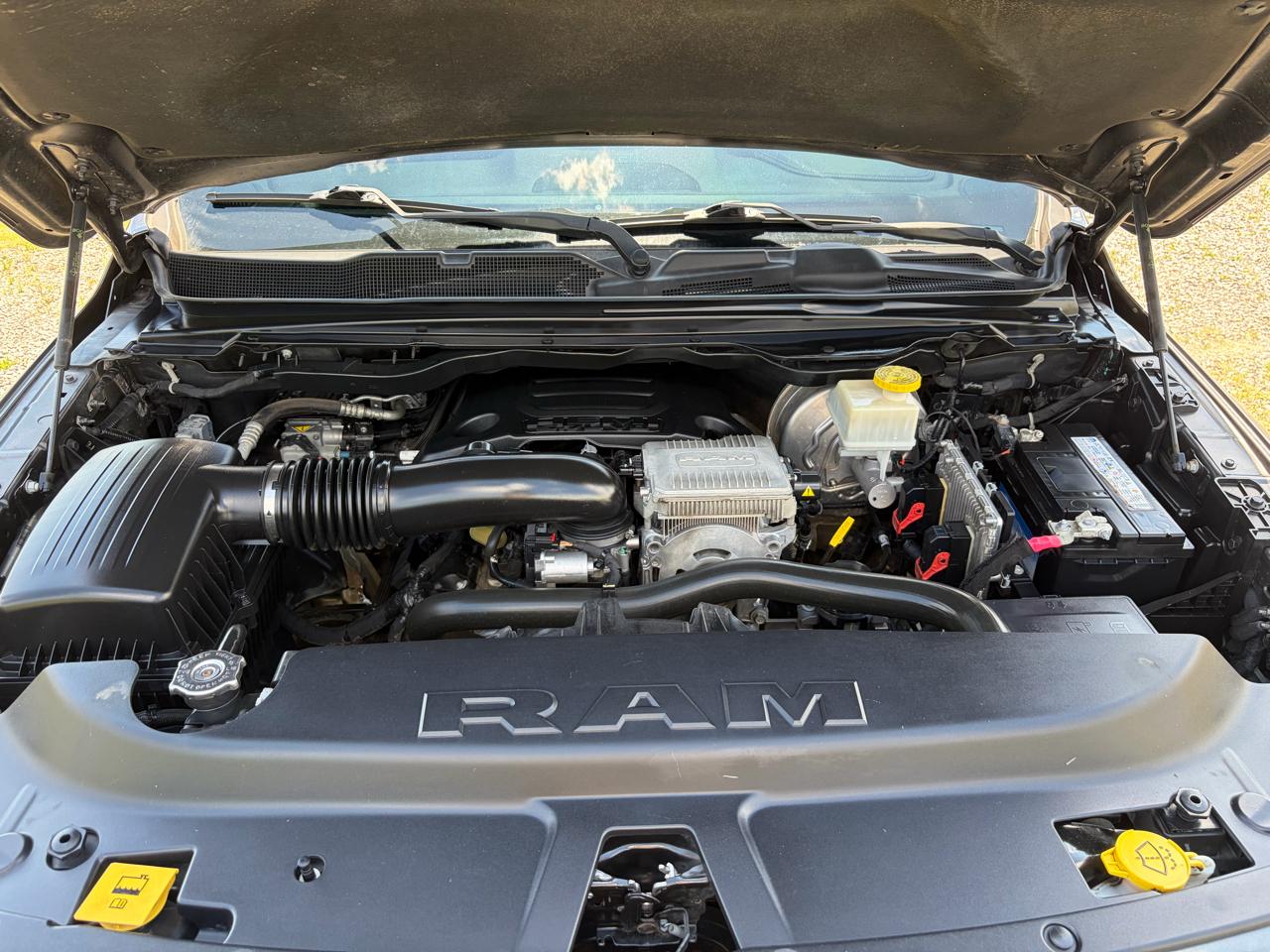 RAM 1500 Laramie Crew Cab SWB 4WD 2020