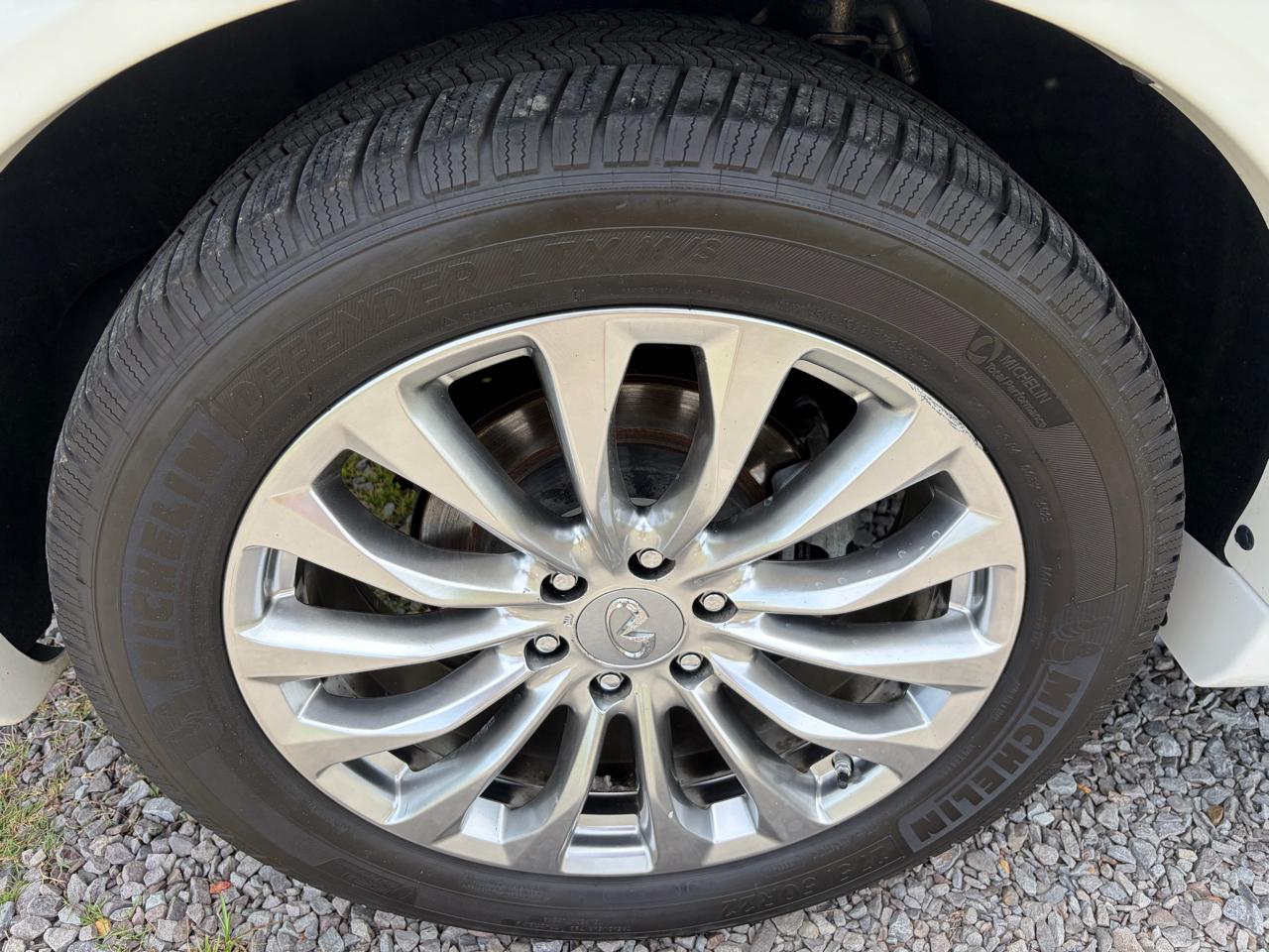 Infiniti QX80 2WD 2015
