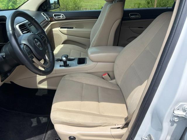 Jeep Grand Cherokee Laredo 2WD 2014