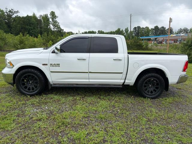 RAM 1500 Laramie Crew Cab SWB 4WD 2016