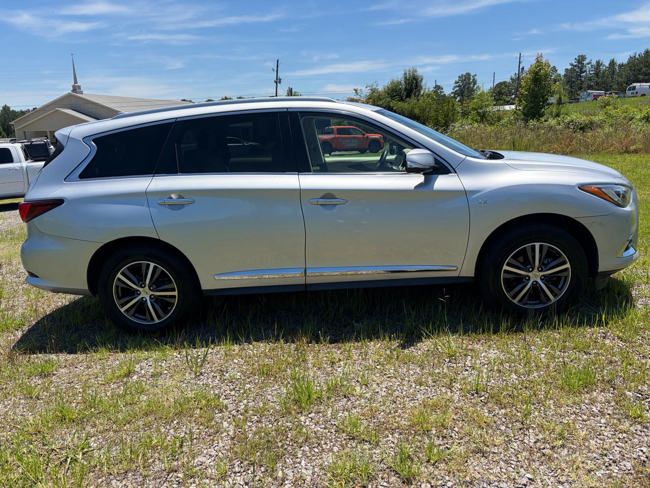 Infiniti QX60 Luxe 2019