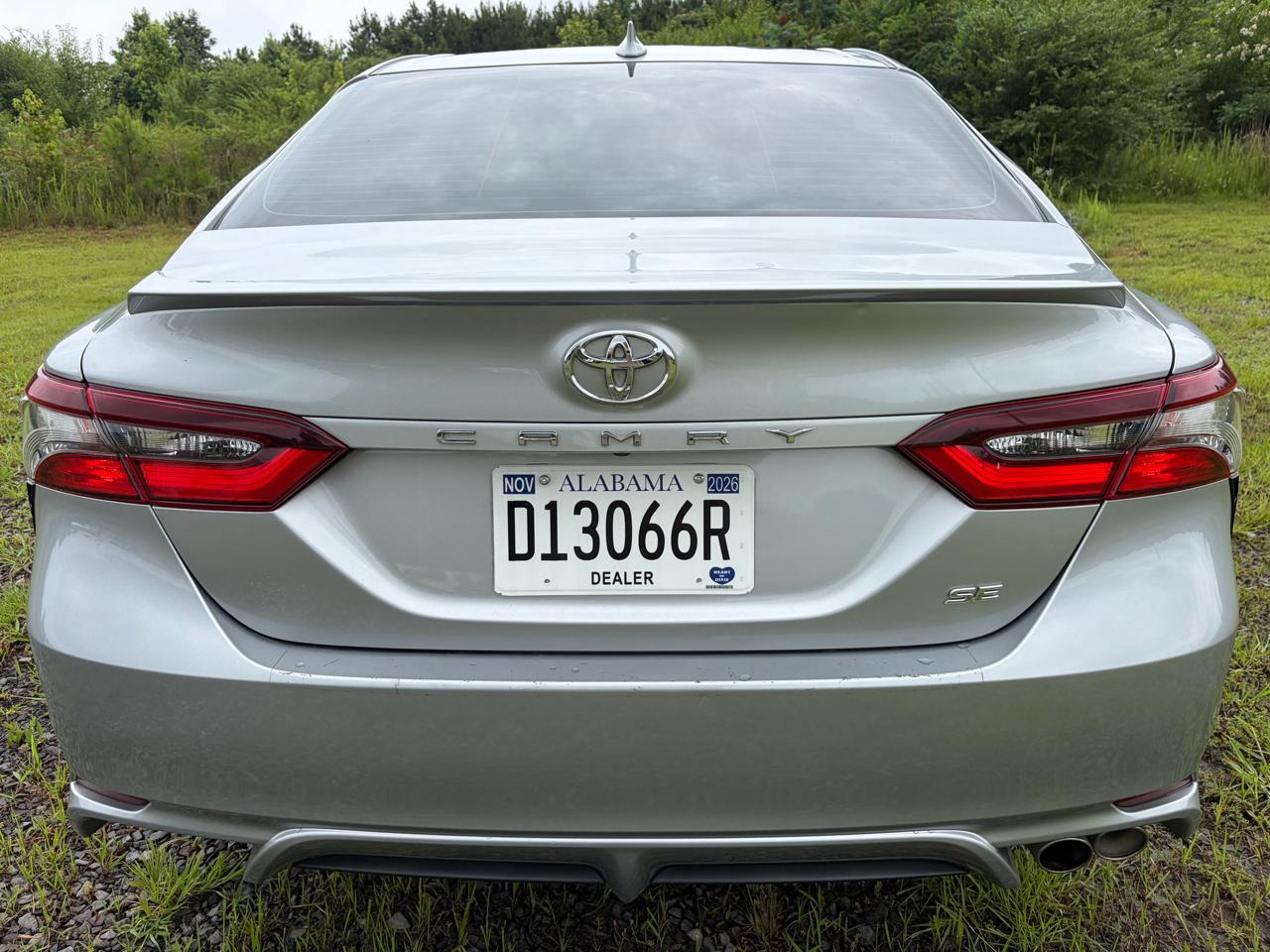 Toyota Camry SE 2021