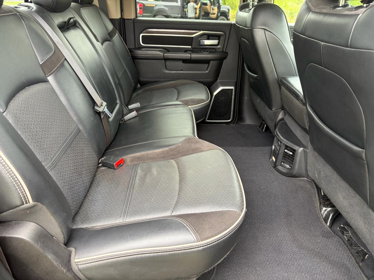 RAM 2500 Laramie Crew Cab SWB 4WD 2020