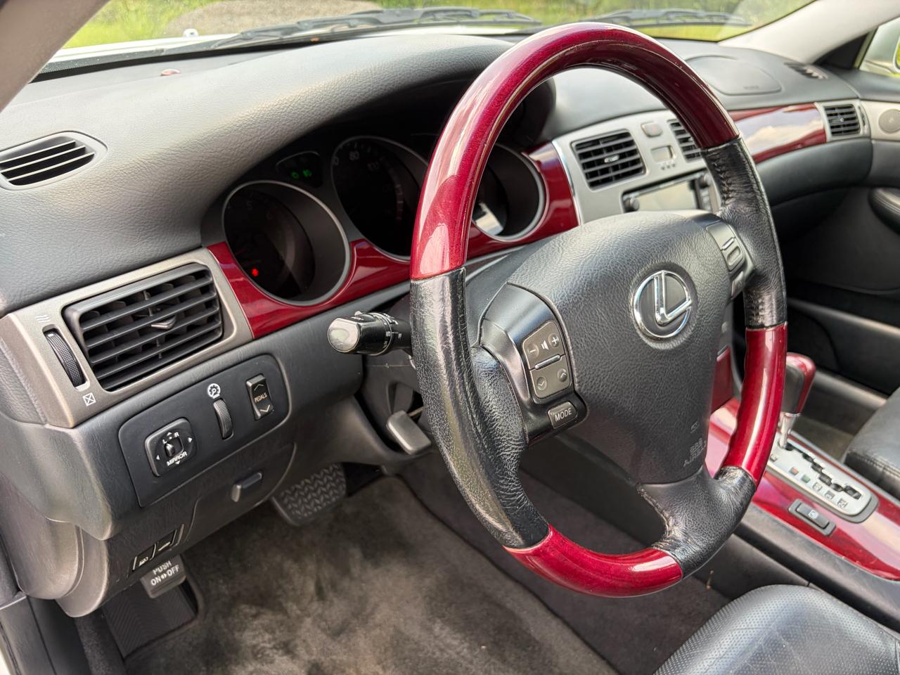 Lexus ES 330 Sedan 2005