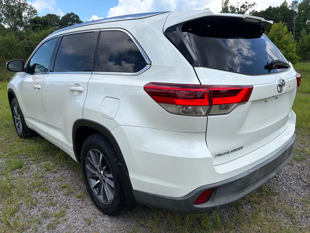 Toyota Highlander XLE AWD V6 2018
