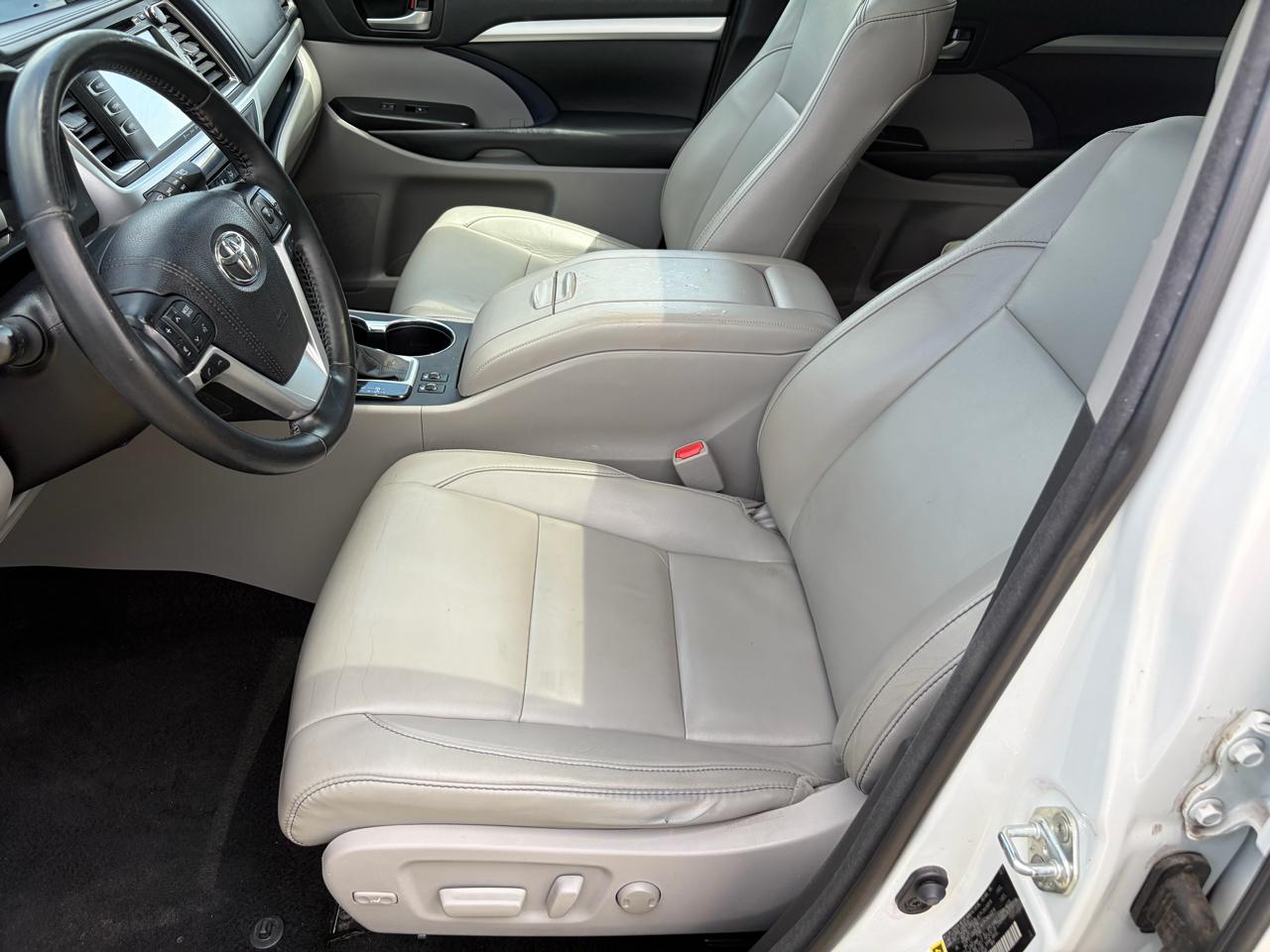 Toyota Highlander XLE AWD V6 2018