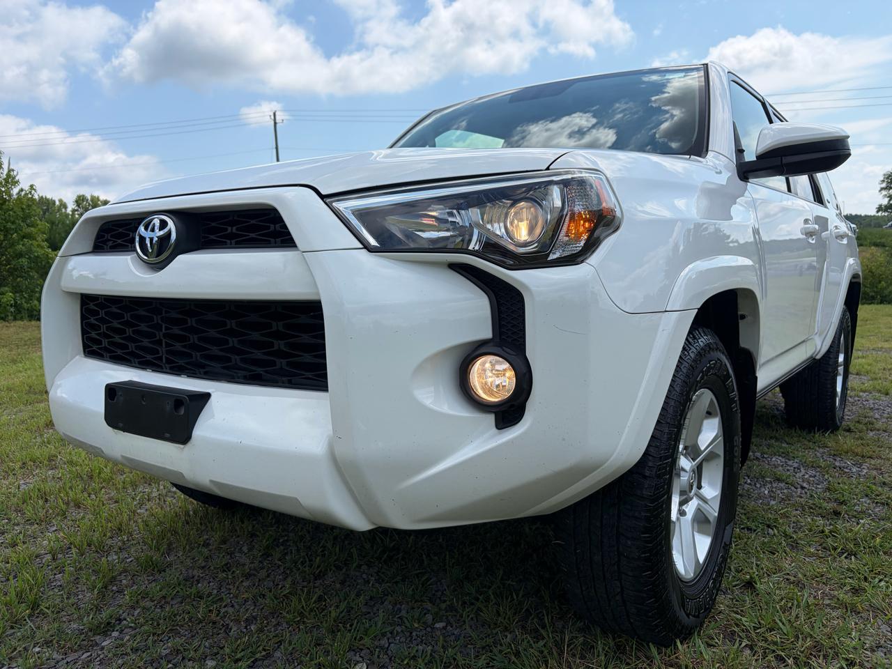 Toyota 4Runner SR5 2WD 2015